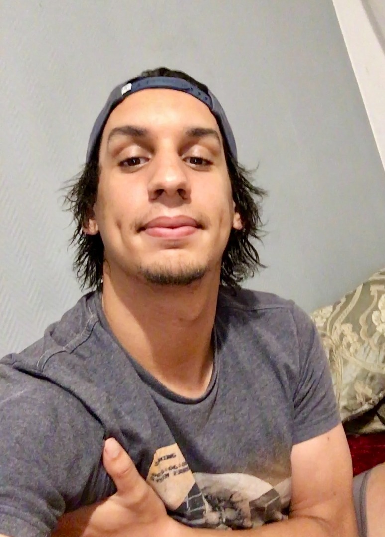 Perfil de Guy-albert